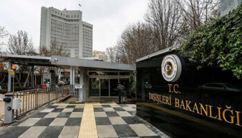 disisleri bakanligi sumudda alikonulan vatandaslarimizdan 36si bugun turkiyeye getirilecek hK6hUCtJ