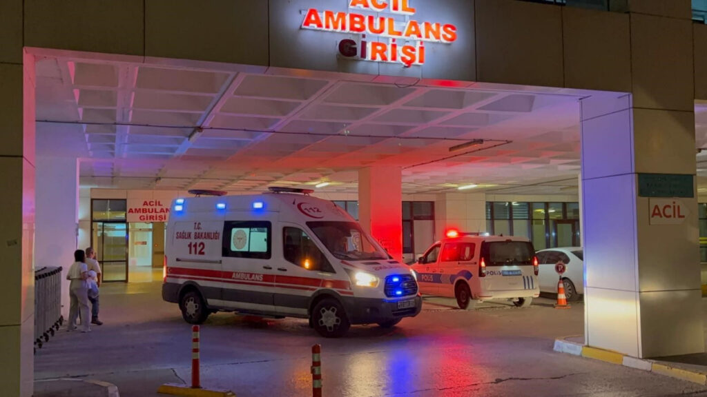 edirnede siyanurlu baltali bicakli aile faciasinda yaralanan anne oldu u4bHLry5