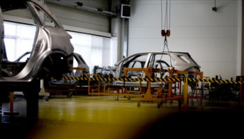 en fazla ihracat yapan sektor otomotiv endustrisi qinBuJZG