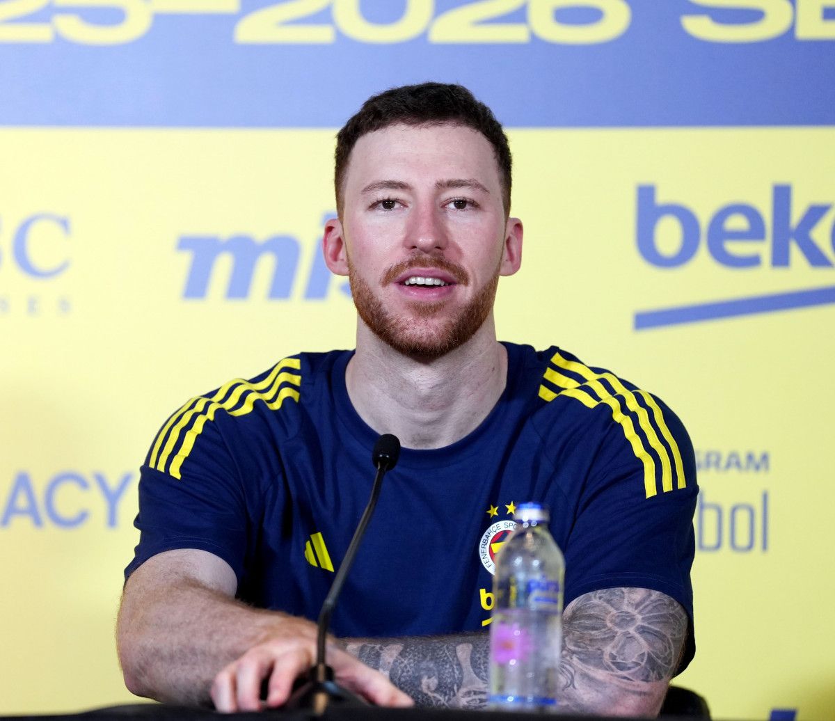 fenerbahcenin basketbolculari basin mensuplariyla bir araya geldi 0 b7pbrAZi