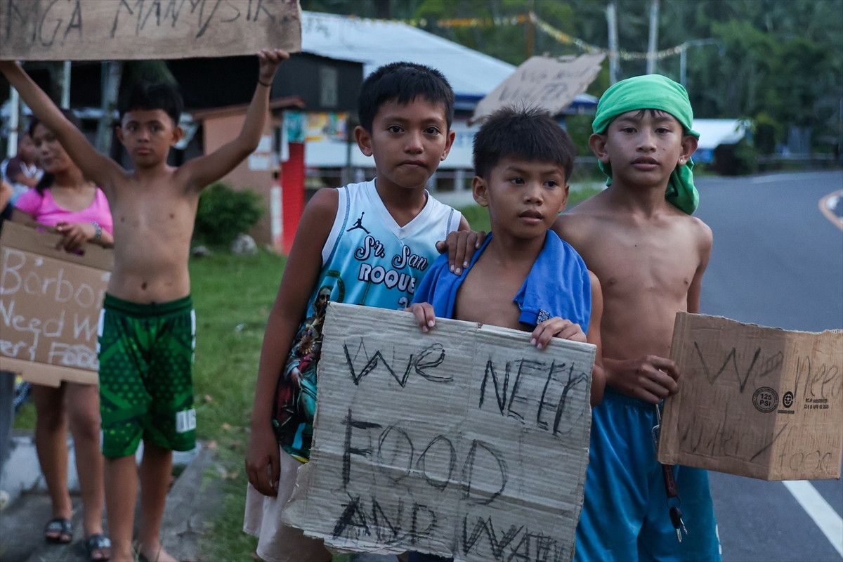 filipinlerde 69 buyuklugunde deprem hayatini kaybedenlerin sayisi 72ye cikti 0 qwUYT82D