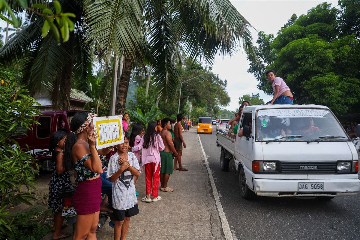 filipinlerde 69 buyuklugunde deprem hayatini kaybedenlerin sayisi 72ye cikti 2 N2zOVHUC