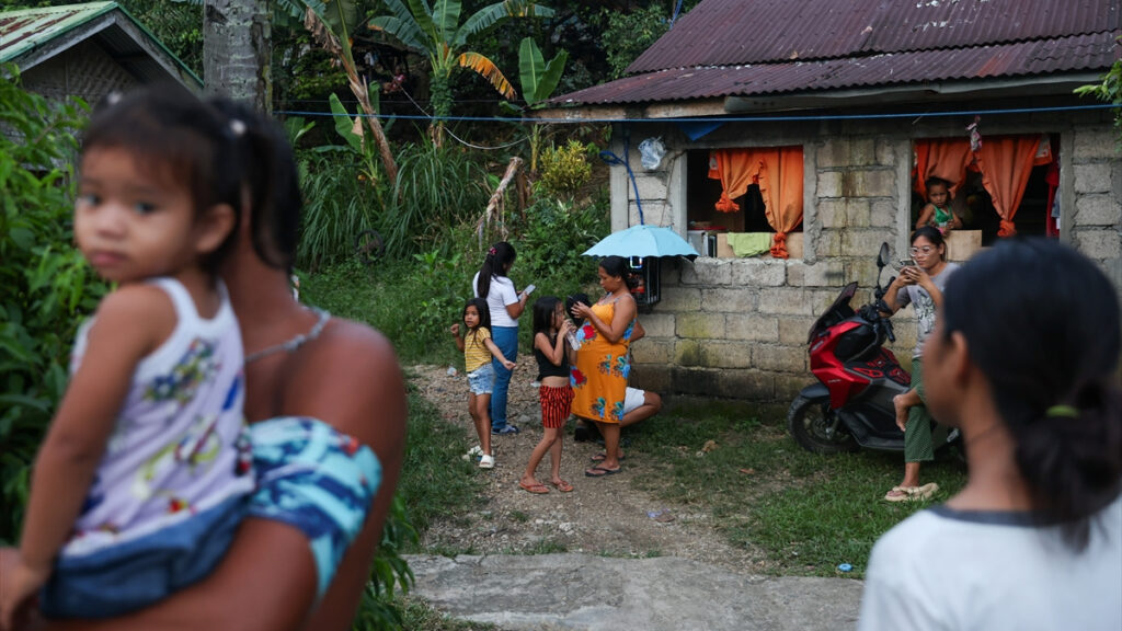 filipinlerde 69 buyuklugunde deprem hayatini kaybedenlerin sayisi 72ye cikti LzwHTreg