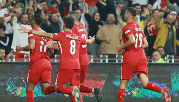 futbolda milli mesai basliyor FDqd4ieK