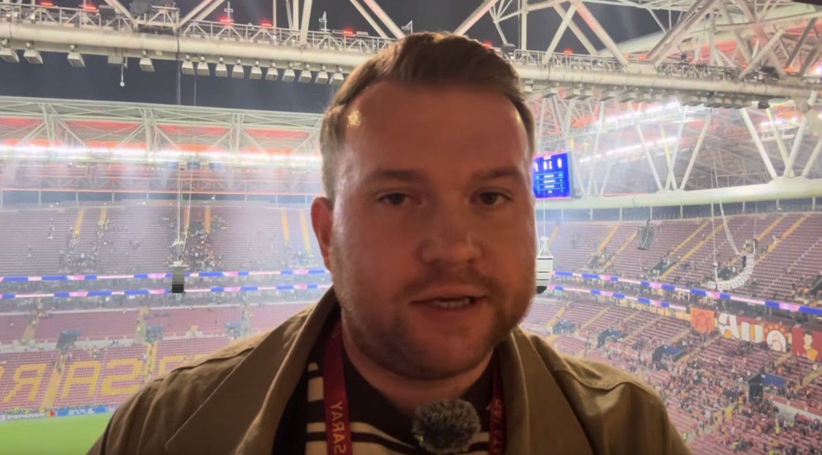 galatasaray taraftarlari ingiliz gazeteciyi saskina cevirdi en gurultulu atmosfer 1 htE6IiUs