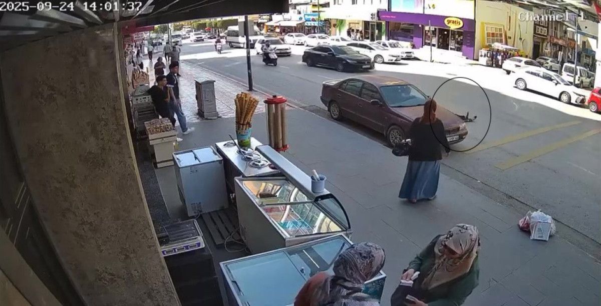 hatayda yaya gecidi olmayan yerde kosan kadina motosiklet carpti 2 9sTLpS7N