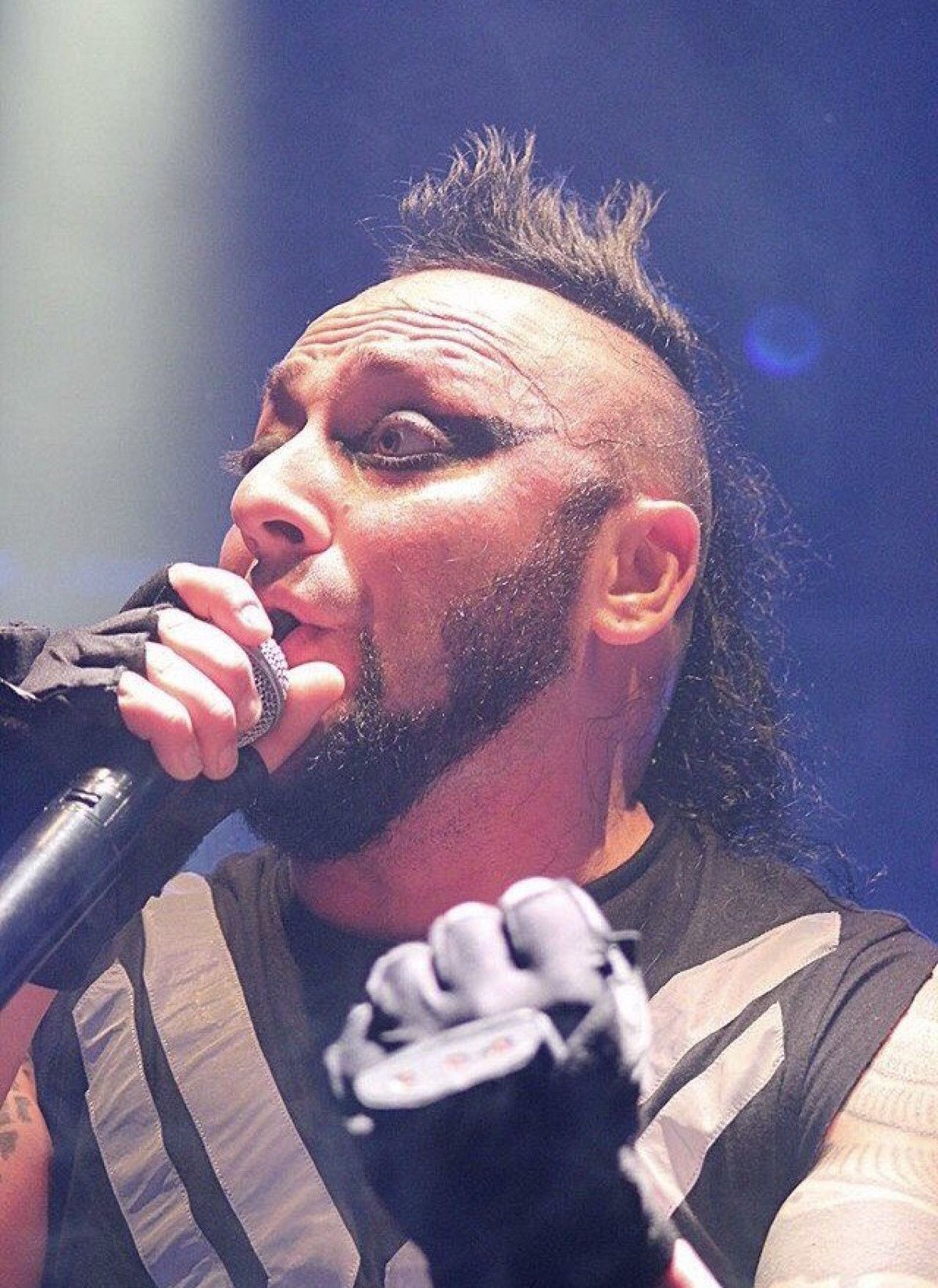 hayko cepkinin sahne tarzi sasirtti gorenler yorum yagdirdi 0 rZN6VPZ1