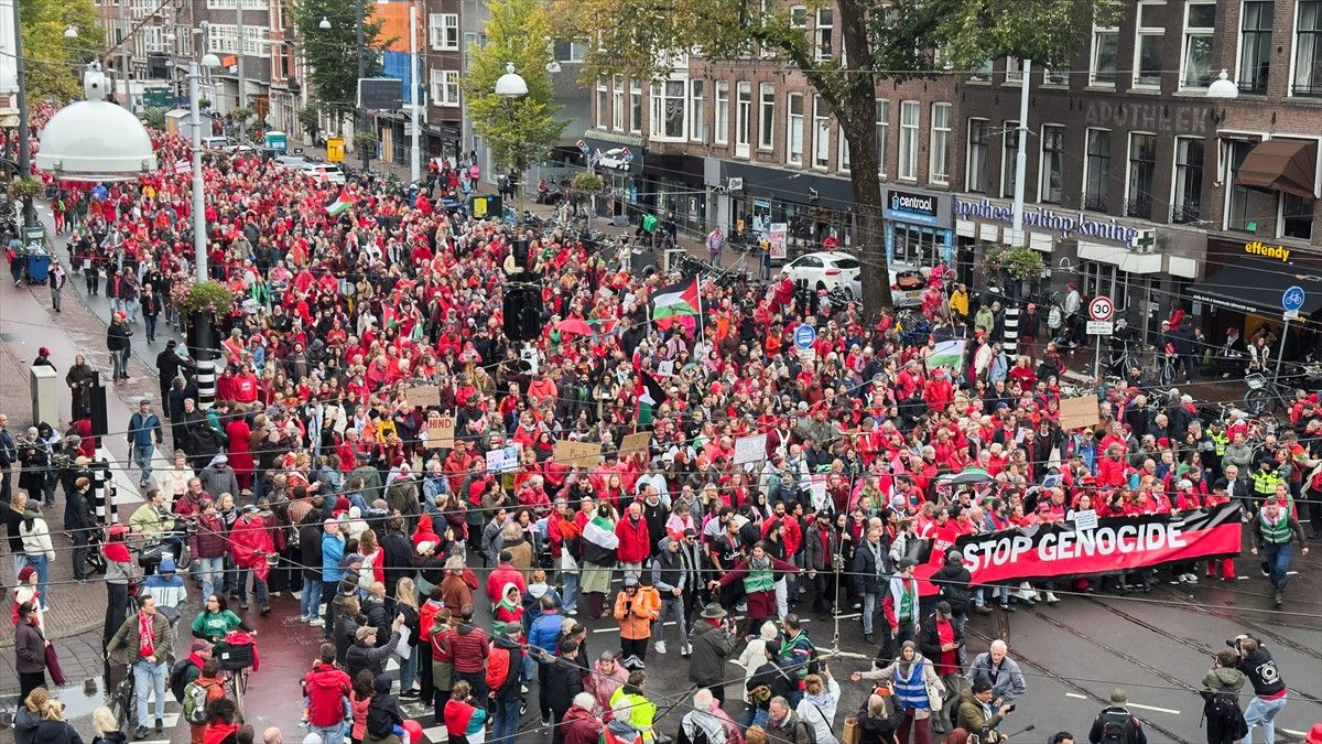 hollandada israil protestosu 250 bin kisi hukumete karsi sokaklara dokuldu 3 2QtBQqwD