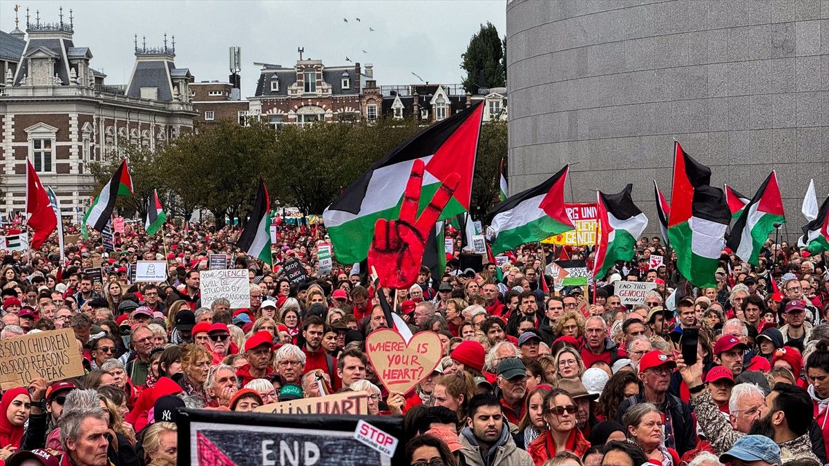 hollandada israil protestosu 250 bin kisi hukumete karsi sokaklara dokuldu 4 Cb4azfkD