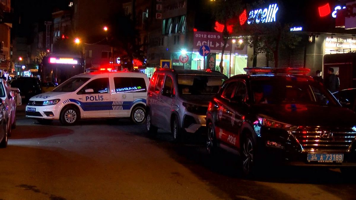 istanbulda otomobile silahli saldiri 2 yarali 0