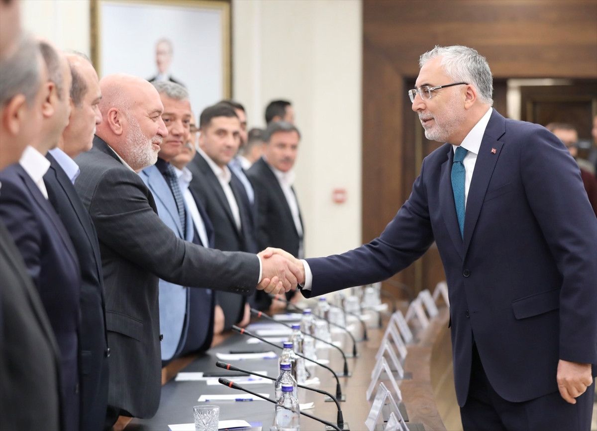 kamu personeli danisma kurulu bakan isikhan baskanliginda toplandi 0