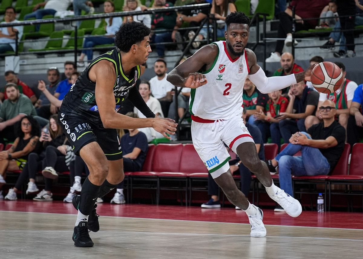 karsiyaka merkezefendi belediyesi basketi maglup etti 1