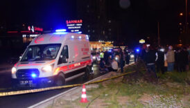 kayseride otomobilin carptigi yasli adam can verdi OW19iBnM