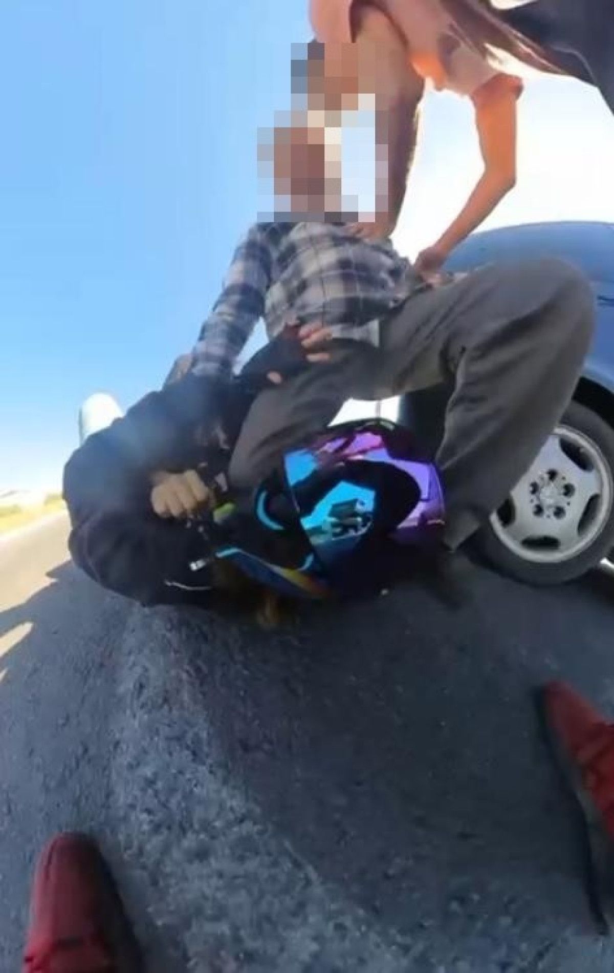 kayseride trafikte kavga gozaltina alinan 2 kisi serbest kaldi 0 PLJmvV94