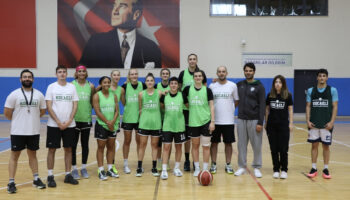 kocaeli kadin basketbolda hedefler belirlendi Y2meEFF1