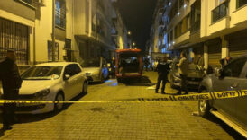 manisada araca silahli saldirida 3 kisi yaralandi xiyDPa5M