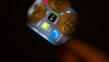 masak kripto sirketleri icin goruntulu gorusme sarti getirdi uJ2wrebp