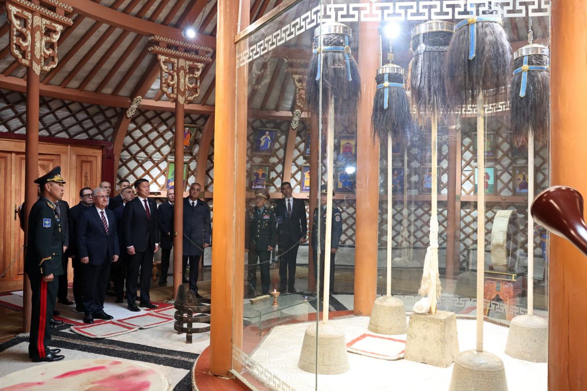 milli savunma bakani gulerden mogolistana ziyaret 7 jOL2aW42