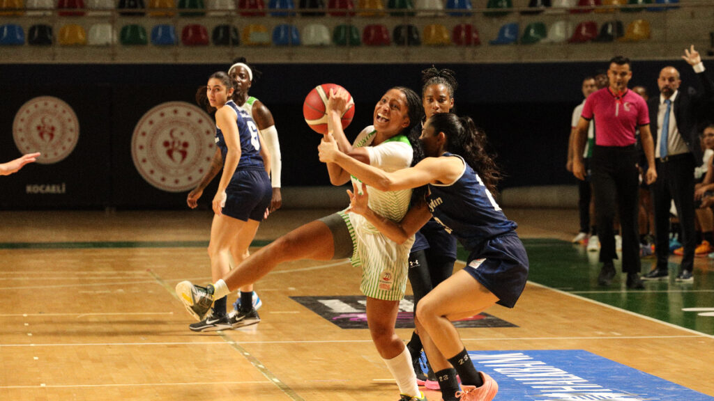 nesibe aydin kocaeli kadin basketbolu maglup etti D247hpmk