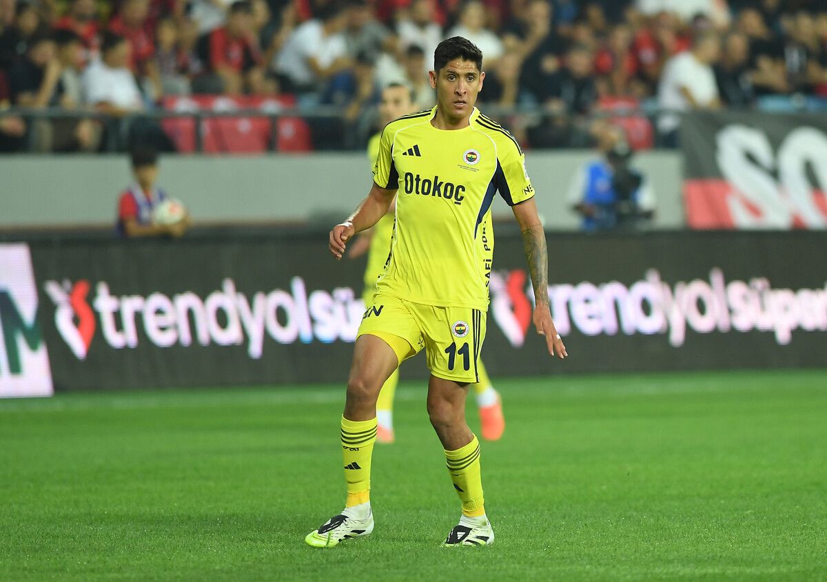 sakatliktan donmustu fenerbahcede edson alvarez karari 0 fJ83fnWu