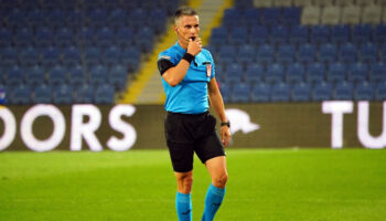 samsunspor fenerbahce macinin var hakemi sarper baris saka oldu VOajD6PA