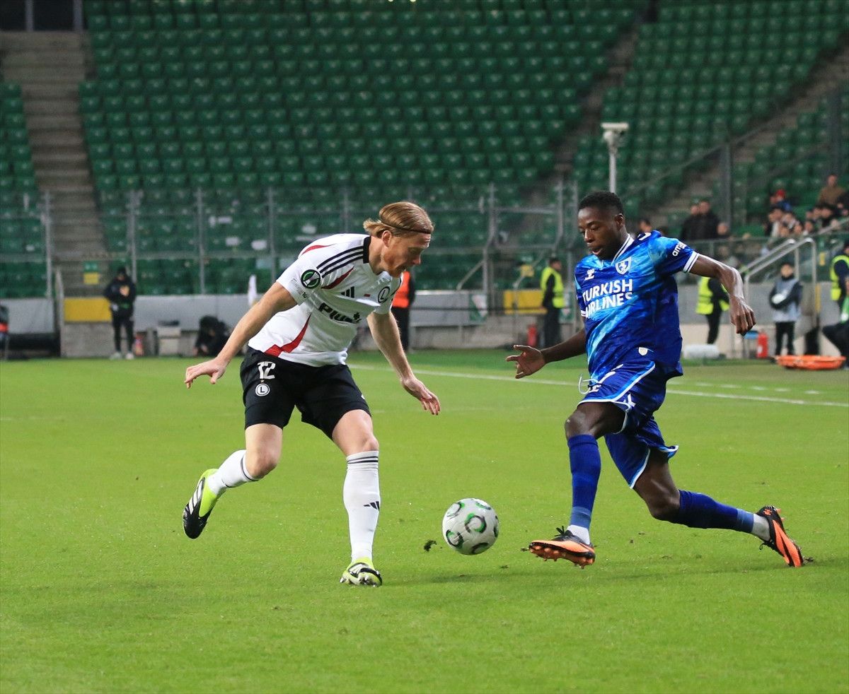 samsunspor legia varsovayi devirdi 8 3KOINWYW