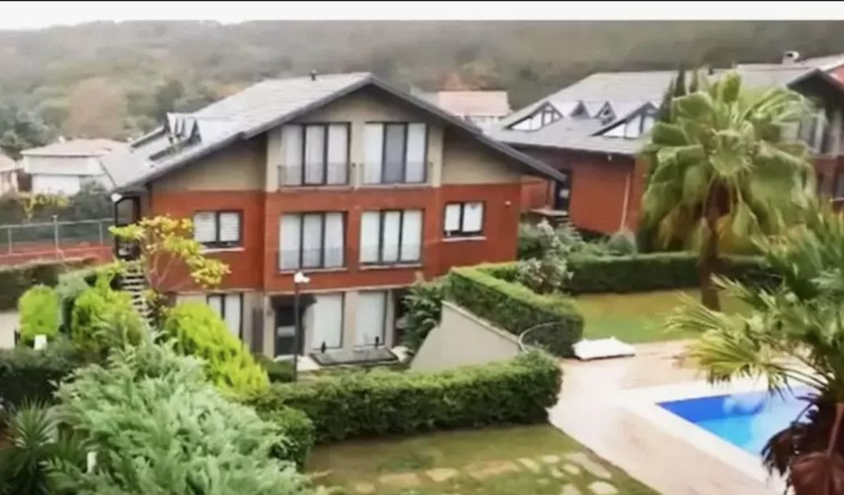 sarkici nadide sultanin evi gorenleri hayran birakti 2 fTlJNB1R