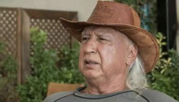 sener usumezsoy canli yayinda sinirlendi beni cildirtiyorsunuz yAensdlu