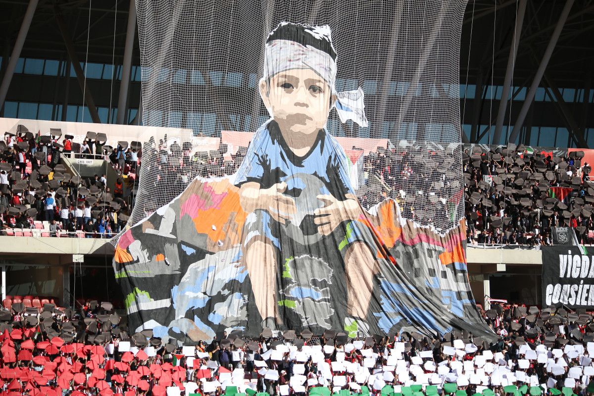 sivasspor taraftarindan gazze koreografisi 0 NqejCCBD