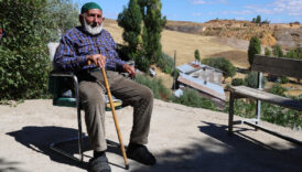 Sivas'ta 95 yaşındaki yaşlı adam sağlığını süt ürünleri ile koruyor 7 sivasta 95 yasindaki yasli adam sagligini sut urunleri ile koruyor U1QqEfYQ