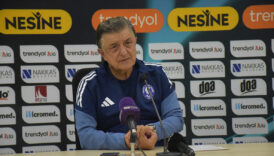 yilmaz vural turkiyede spor antrenorlugu yok skor antrenorlugu var pDVPe8mY