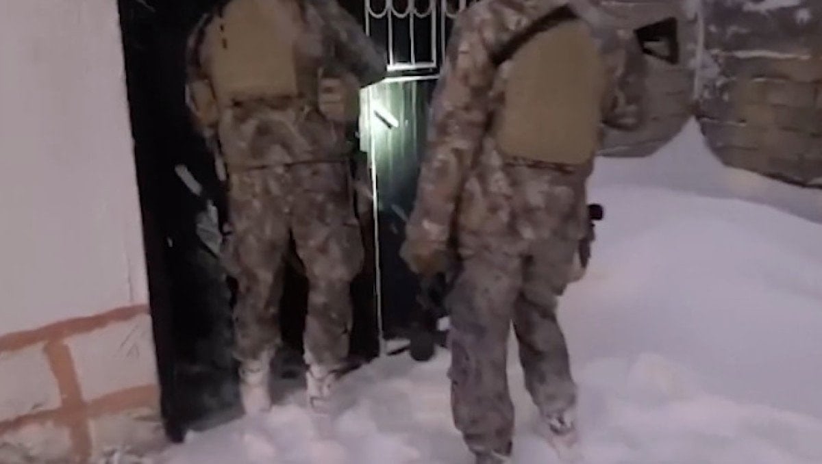 19 ilde siber suc operasyonlari 200 gozalti 1 pyIZBb3w