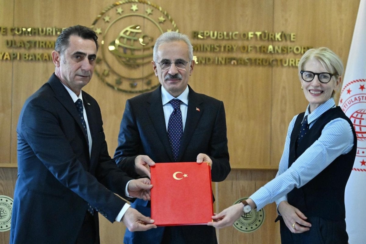 abdulkadir uraloglu duyurdu hidrojen yakitli tren icin imzalar atildi 1 tcvPjKCw