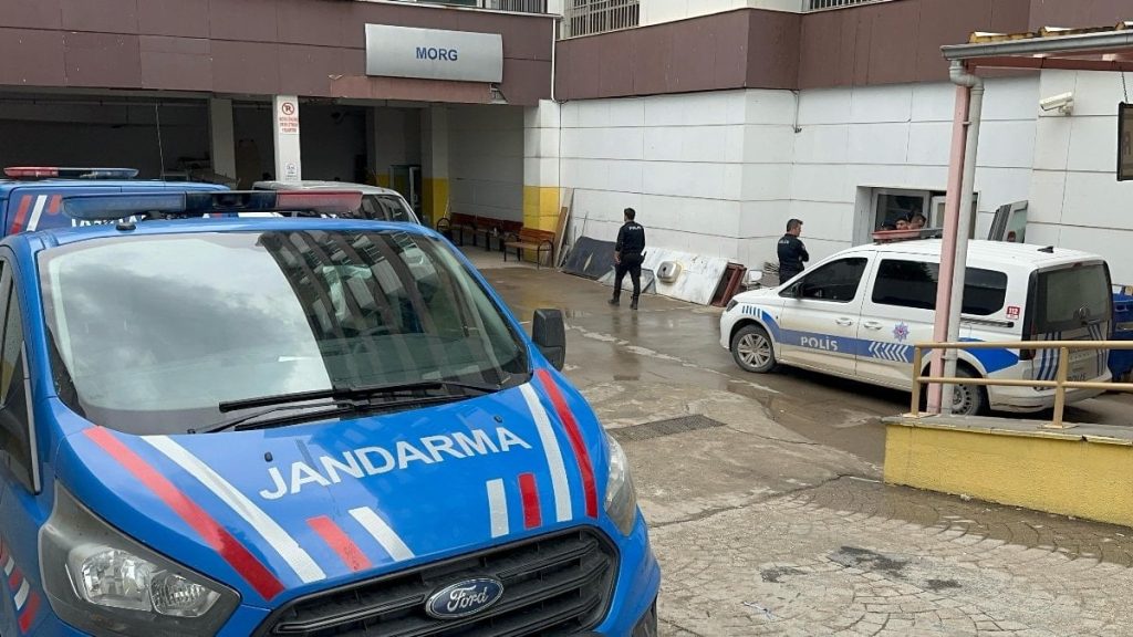 adiyamanda catidan dusen bina yoneticisi oldu 7j3i3BQE