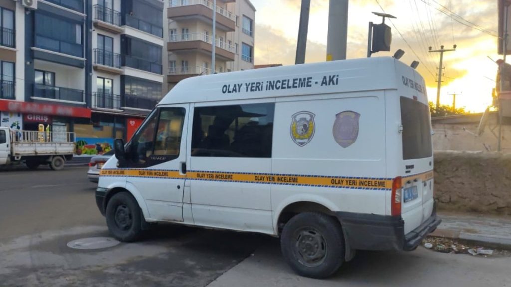 aksarayda 15 yasindaki supheli ayni yastaki cocugu pompali tufekle yaraladi krWwMq49