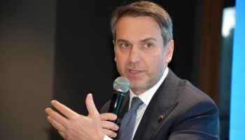 alparslan bayraktar elektrik ve dogalgazda devlet destegi MWUKVSqY