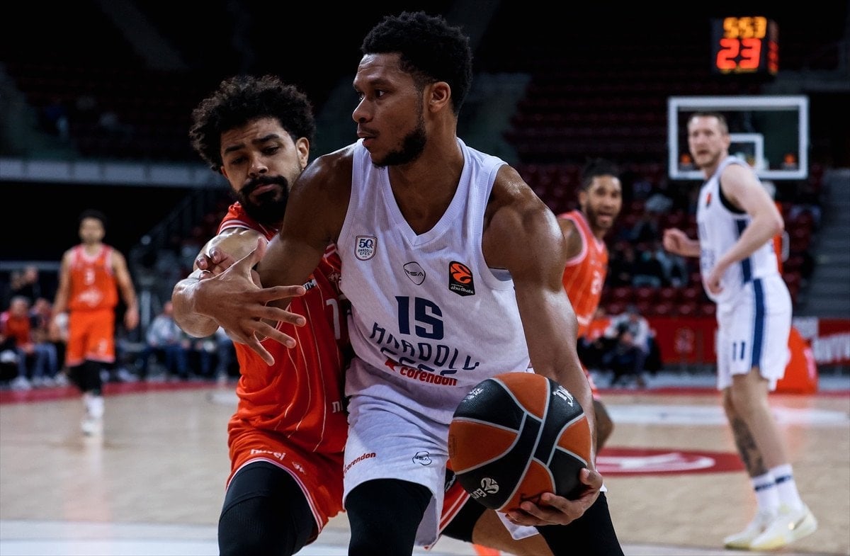 anadolu efes hapoel tel avive kaybetti 1 8ktuJ8IV