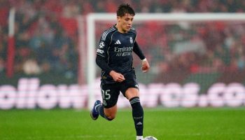 arda guler kenara gelince cilgina dondu fOFagqxM