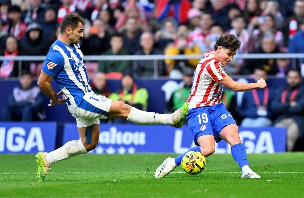 atletico madride deportivo alaves karsisinda tek gol yetti 2 ygcrBAXv