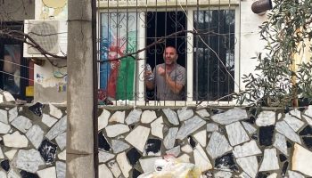 aydinda tahliye gerginligi binayi yakarim tehdidi ekipleri seferber etti 7nx91DiJ