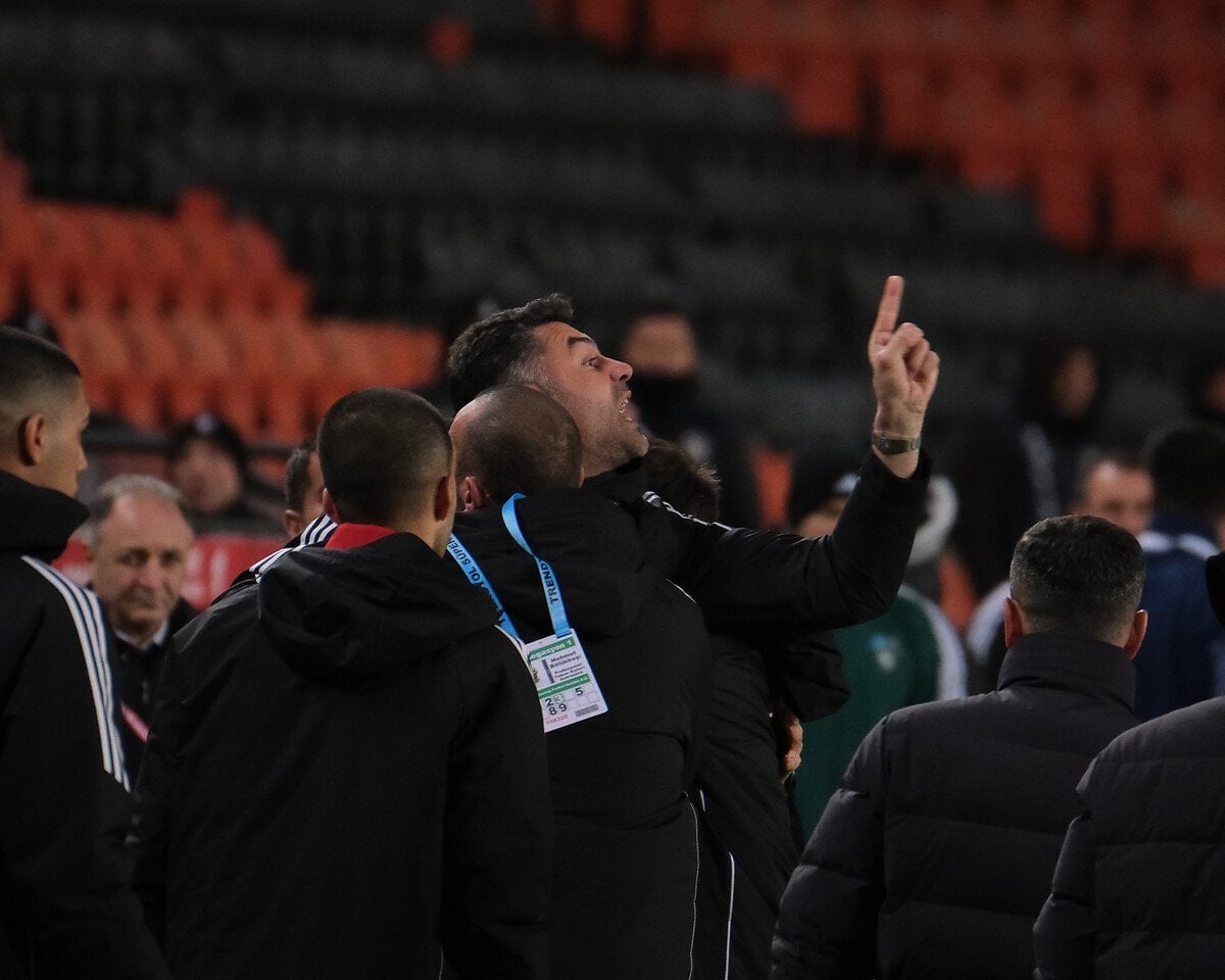 burak yilmaza 3 mac men cezasi verildi 4 XUOVw4Ec