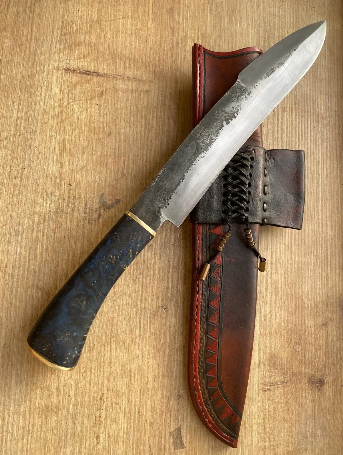 cemal hunalin yeni hobisi bicak uretti 0 6LGLDWBs