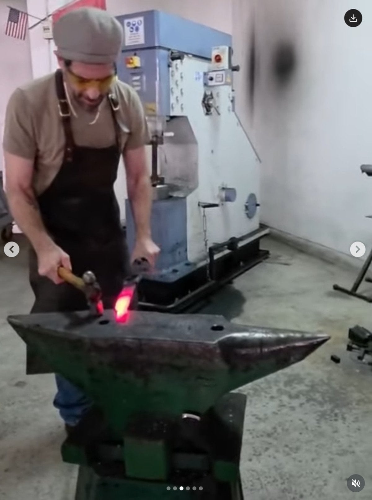 cemal hunalin yeni hobisi bicak uretti 1 mkRE4kKT