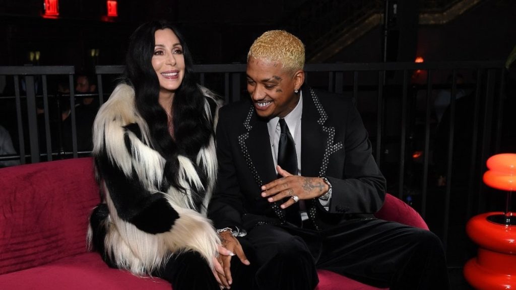 cherin 40 yas kucuk sevgilisi var evrenden istedim HC8lYR5W