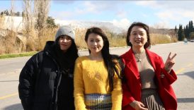 cinli turistlerin gozdesi pamukkale s5sAQ98P