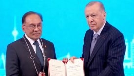 cumhurbaskani erdogan malezya basbakani enver ibrahime cumhuriyet nisani takti ZtWaV2wH