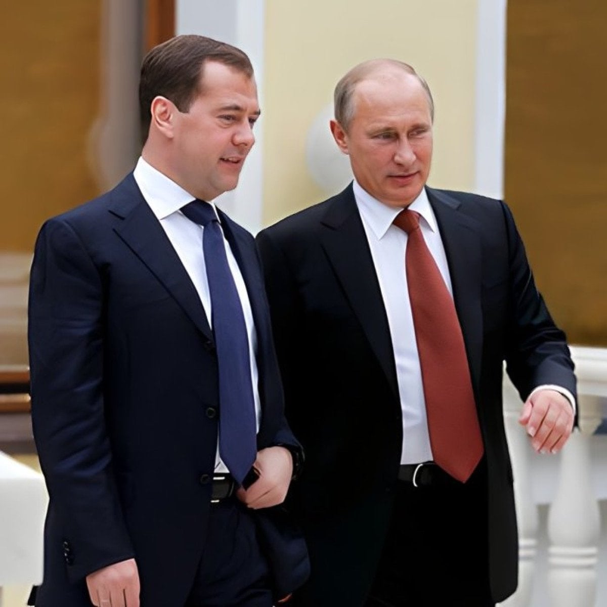 dmitriy medvedev gecen yil rus ordusuna 454 binin uzerinde kisi katildi 1 lcKOOLbK