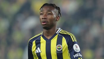 dorgeles nene galatasaray macinin kadrosuna alindi SMkqrniG