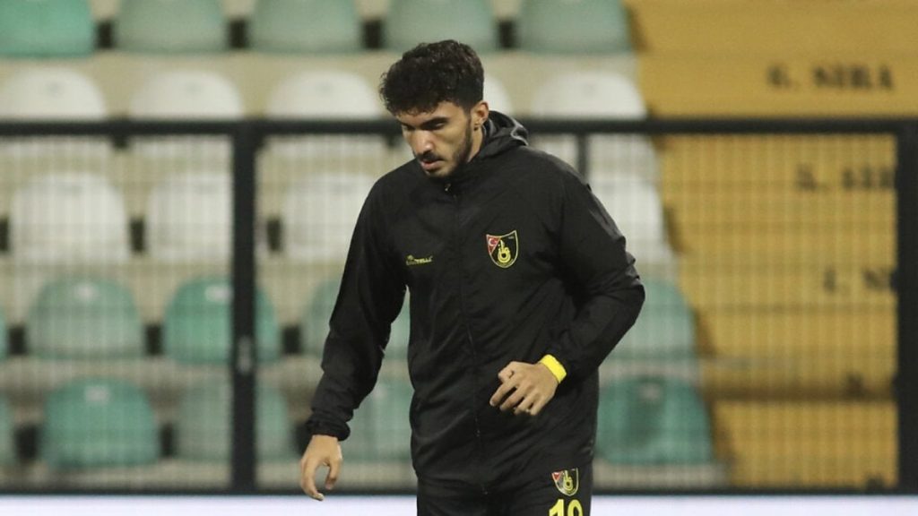 emir kaan gultekin bursaspora transfer oldu HSWyTjrj