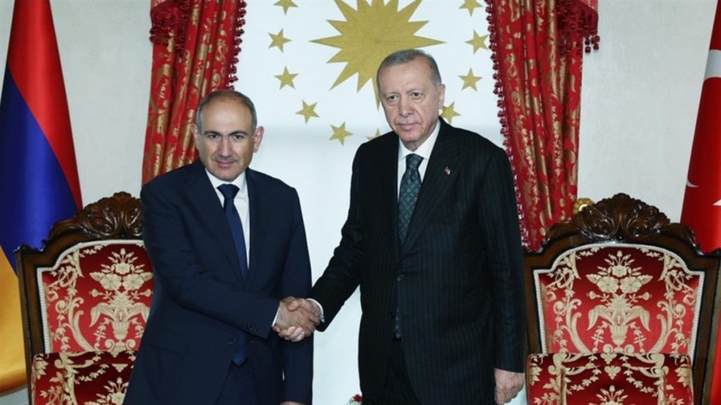 ermenistan basbakani pasinyandan turkiye ve azerbaycan ile is birligi mesaji pkRU48gD